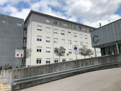 Splo&scaron;na bolni&scaron;nica Jesenice