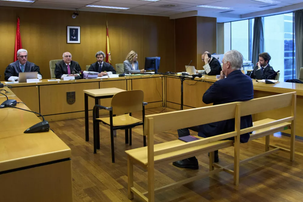 Real Madrid's head coach Carlo Ancelotti sits in the dock at the National Court in Madrid, Spain, Wednesday, April 2, 2025. (AP Photo/Manu Fernandez)