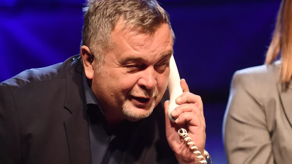 Du&scaron;ko Ćurlić naj bi tokrat Evrovizijo komentiral iz Zagreba. F Pixsell