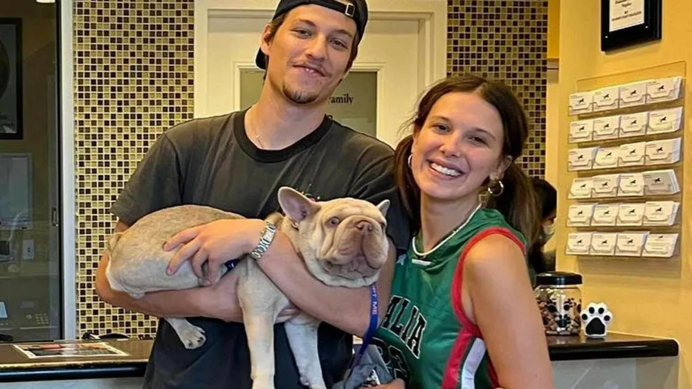 Z delom v zaveti&scaron;ču je Millie Bobby Brown doslej re&scaron;ila že več kot 230 psov. / Foto: Profimedia