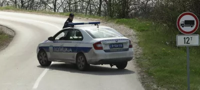 Srbija, policijski avto