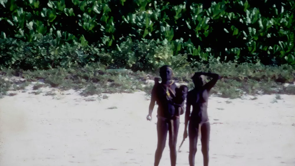 HY0EER North sentinelese family, tribal people, Andaman and Nicobar island, India, Asia, Indian, Asian. Foto: Reuters/Alamy