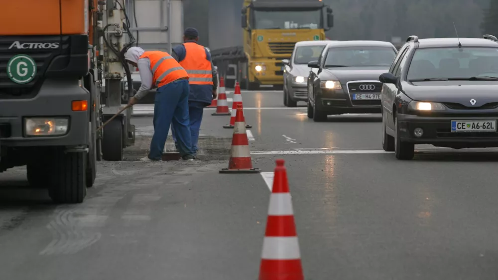 - &scaron;tajerska avtocesta - Vransko - gradbi&scaron;če DARS///FOTO: Luka Cjuha