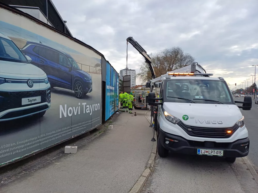 Odstranjevanje oglasnih panojev, ogla&scaron;evanje, oglasi, oglasni panoji