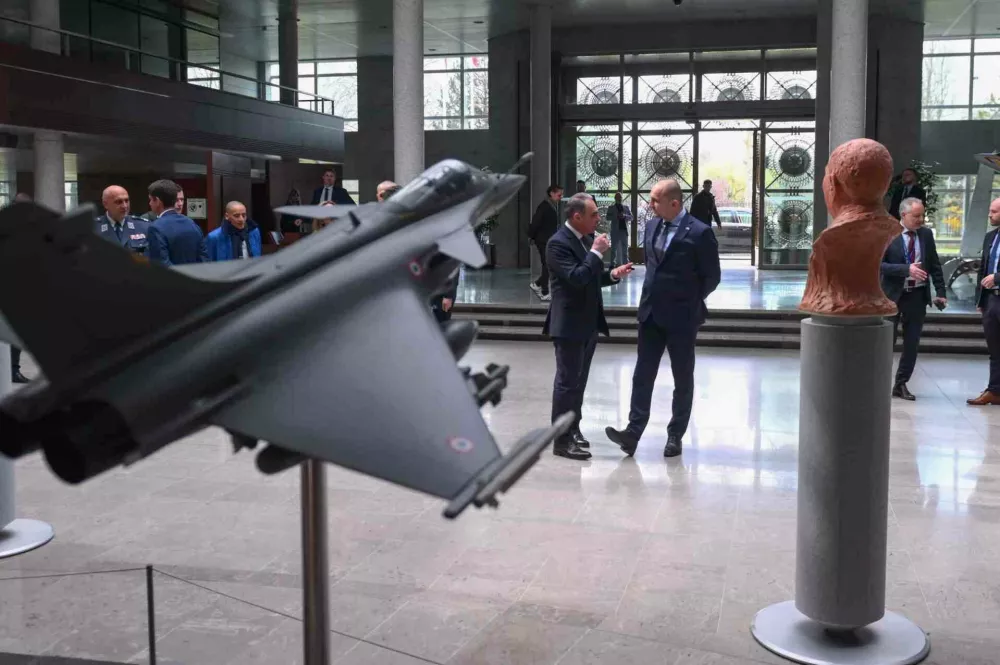 24.3.2025., Pariz, Francuska - Ministar obrane Ivan Anusic posjetio je tvrtku Dassault, proizvodjaca aviona Rafale. Photo: MORH/F. Klen/PIXSELL