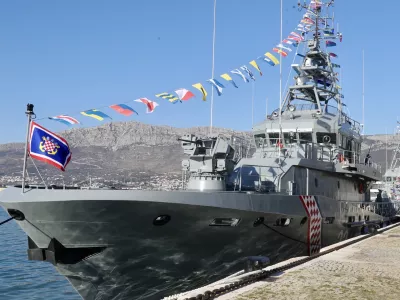 17.01.2015.,Split-U vojarni "Admiral flote Sveto Letica-Barba", Zrinsko-frankopanska 207a, Split, Hrvatska odrzana Svecana primopredaja i imenovanje novog obalnog ophodnog broda OOB-32 "Umag", kojoj je nazocio potpredsjednik Vlade i ministar obrane Ivan Anusic. Photo: Ivo Cagalj/PIXSELL