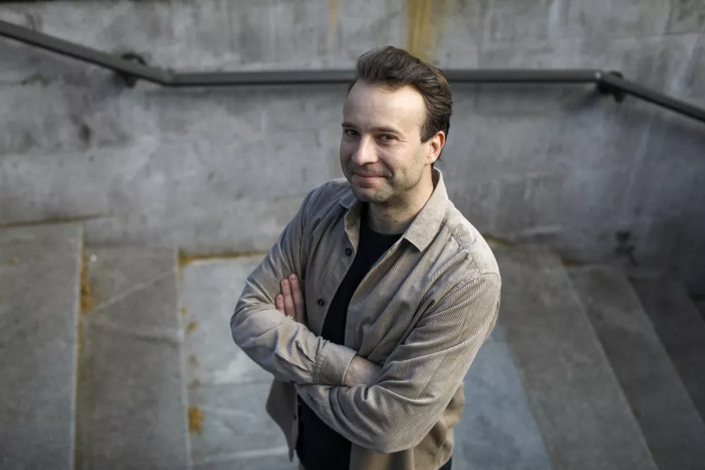 2.4.2025 - Nik &Scaron;krlec, slovenski dramski igralec in televizijski voditelj,Foto: Luka Cjuha