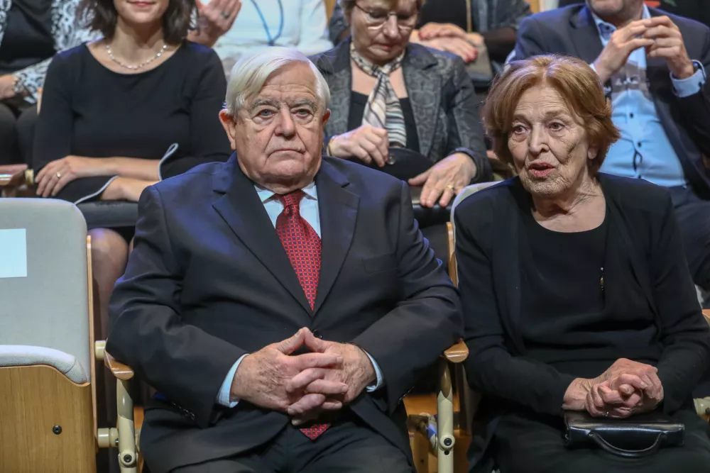 nekdanji predsednik republike Milan Kučan in &Scaron;tefka Kučan- 23.12.2022 - Dan samostojnost in enotnosti 2022 - osrednja državna slovesnost - proslava&nbsp;//FOTO: Luka Cjuha