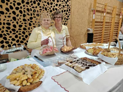 Dru&scaron;tvo kmetic Ajda vsako leto speče različne vrste kva&scaron;enega&nbsp;in drobnega peciva.&nbsp;/ Foto:&nbsp;Mojca Marot