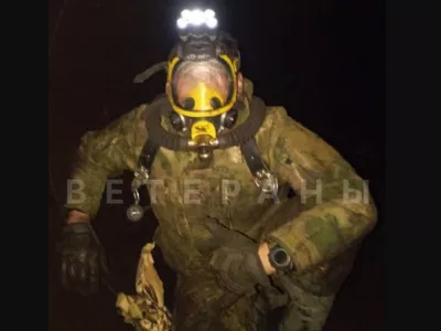 Ruski specialci v plinovodu. Vir: X, zajem zaslona