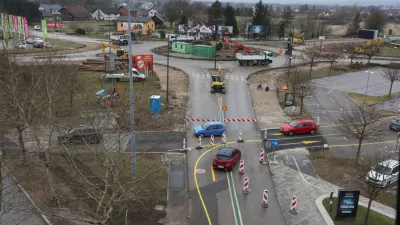 16.01.2025. Zapora kroži&scaron;ča pri Supernovi in Eleclercu na Rudniku v Ljubljani. FOTO: Bojan Velikonja 