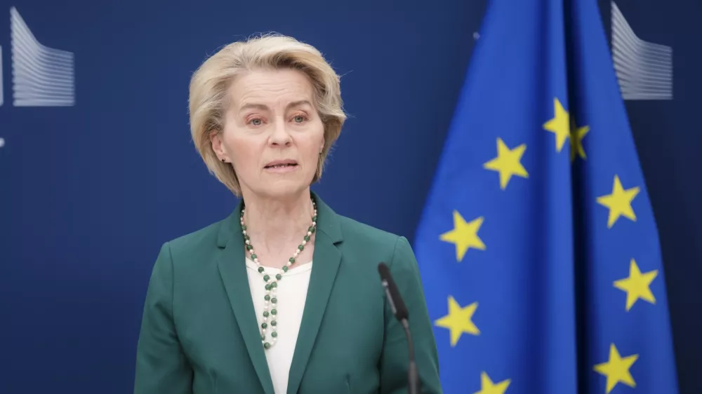 Belgija, Bruselj.Novinarska konferenca predsednika norveske vlade Jonasa Gahra Storeja in predsednice Evropske komisije Ursule von der Leyen po srecanju v Bruslju.Predsednica Evropske komisije Ursula von der Leyen.