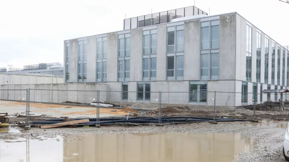 - Nov zapor Dobrunje.- 26.03.2025. - Gradbi&scaron;če novega zapora v Dobrunjah.//FOTO: Bojan Velikonja