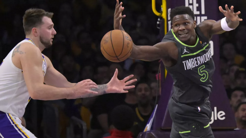 Legendarni trener in ko&scaron;arkarja kljub navdu&scaron;enju nad Luko Dončićem opozarjajo na nekatere slabosti prevelikega vpliva&nbsp;lige NBA.&nbsp;/ Foto: Imagn Images via Reuters Connect