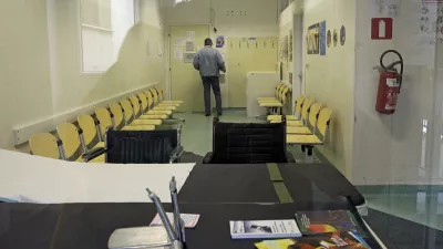 Možnost, da bi si posameznik izbral osebnega zdravnika, se vztrajno krči. Prostih je manj kot sedem odstotkov ambulant oziroma timov družinske medicine. Fotografija je simbolična. Foto:&nbsp;Luka Cjuha&nbsp;