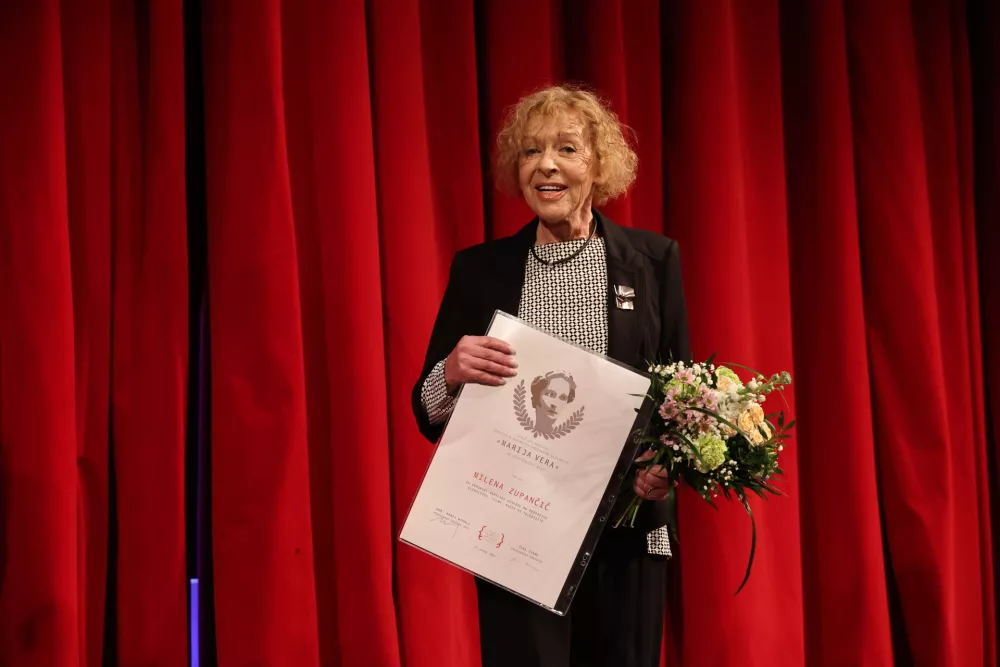 27.3.2025 podelitev teden drame Pre&scaron;ernovo gledali&scaron;če KranjMilena ZupančičFoto: Luka Cjuha