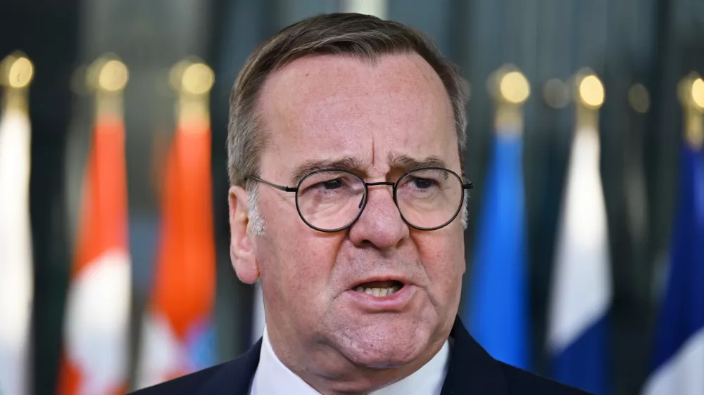 11 April 2025, Belgium, Brussels: Boris Pistorius, Germany's acting Defence Minister, speaks to media representatives ahead of a meeting of the defence ministers of the member states of the so-called Coalition of the Willing at the North Atlantic Treaty Organization (NATO) headquarters in Brussels. Photo: Anna Ross/dpa