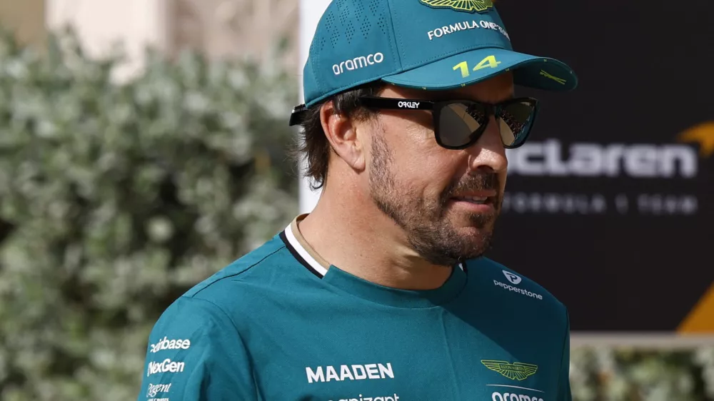 Formula One F1 - Bahrain Grand Prix - Bahrain International Circuit, Sakhir, Bahrain - April 10, 2025 Aston Martin's Fernando Alonso is seen ahead of the race REUTERS/Rula Rouhana