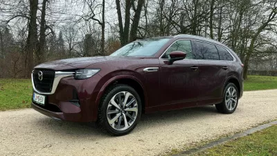 CX-80 je največja in najdražja mazda, temu primerno je bogato založena s serijsko opremo. Dizelski motor je varčen in zmogljiv.