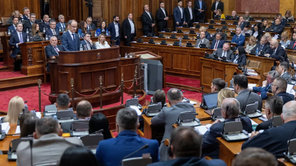 Serbia's Prime Minister-designate Djuro Macut presents a plan for the new government to parliament members in Belgrade, Serbia, April 15, 2025. REUTERS/Stringer