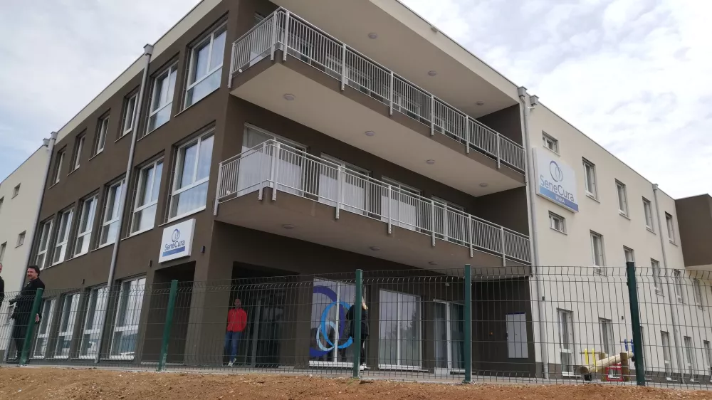 dom starej&scaron;ih občanov, Pivka, SeneCura