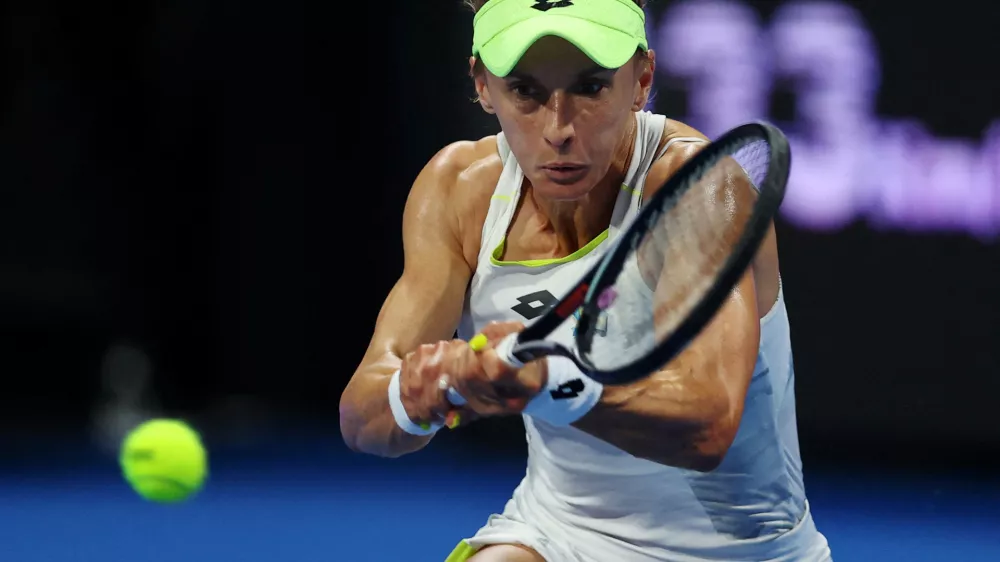 FILE PHOTO: Tennis - WTA 1000 - Qatar Open - Khalifa International Tennis and Squash Complex, Doha, Qatar - February 13, 2024 Ukraine's Lesia Tsurenko in action during her round of 32 match against Tunisia's Ons Jabeur REUTERS/Ibraheem Al Omari/File Photo