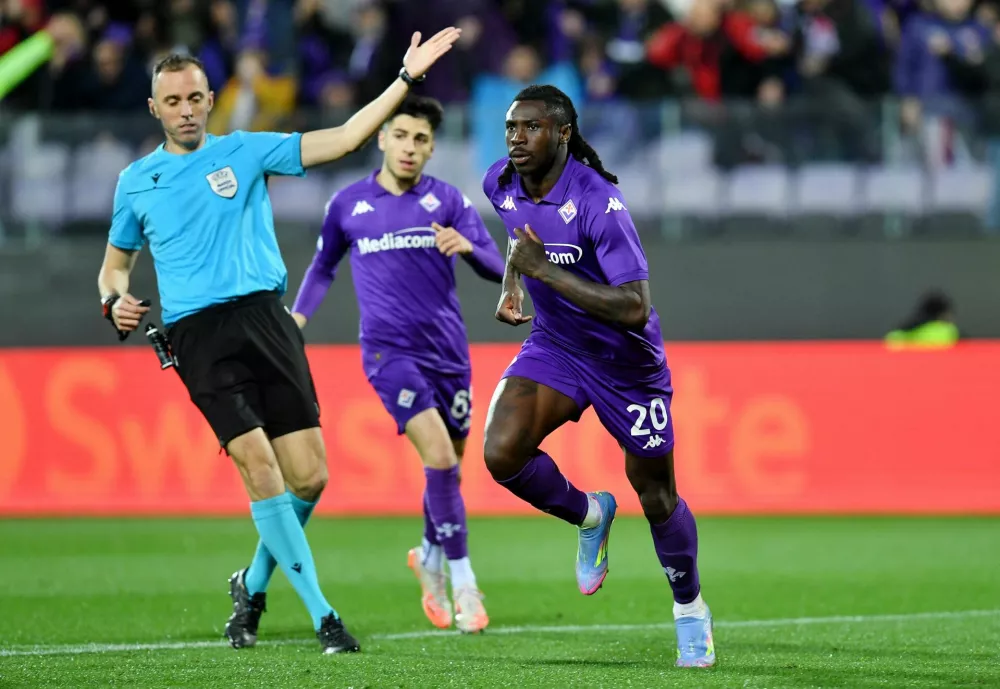 Soccer Football - Conference League - Quarter Final - Second Leg - Fiorentina v Celje - Stadio Artemio Franchi, Florence, Italy - April 17, 2025 Fiorentina's Moise Kean celebrates scoring their second goal REUTERS/Jennifer Lorenzini