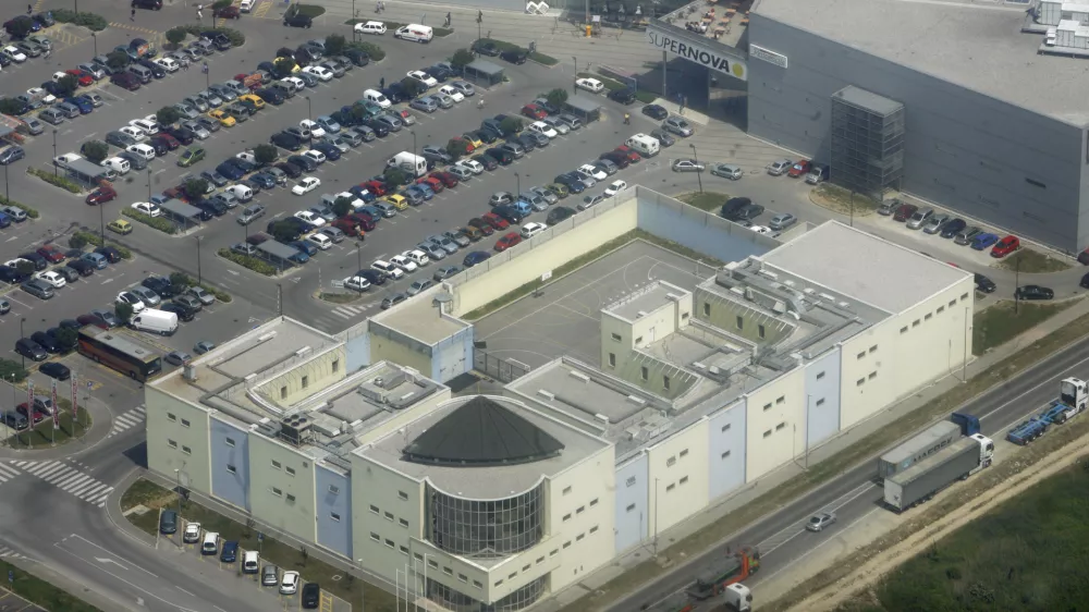 Koper, koprski zapor, Supernova center- primorska - panoramski posnetek - panorama//FOTO: Matej Pov&scaron;eOPOMBA: ZA OBJAVO V ČASOPISU DNEVNIK