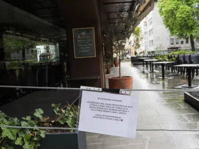 17.04. 2025. Restavraci MAXI zaprta zaradi sanacije vodovoda. Foto: Bojan Velikonja