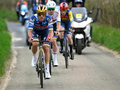 BERG EN TERBLIJT, NETHERLANDS - APRIL 20: Remco Evenepoel of Belgium and Team Soudal Quick-Step leads the breakaway during the 59th Amstel Gold Race 2025 a 255.9km one day race from Maastricht to Berg en Terblijt / #UCIWT / on April 20, 2025 in Berg en Terblijt, Netherlands. (Photo by Nico Vereecken - Pool/Getty Images)
