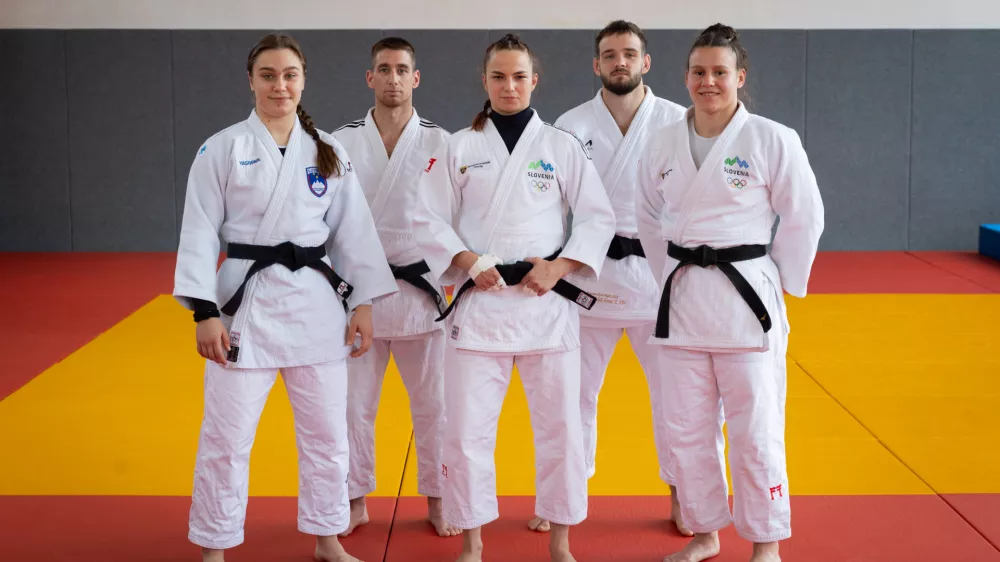 Ljubljana, Judo center.Fototermin judo reprezentance pred Evropskim prvenstvom v judu, ki bo med 23. in 27. 4. v Podgorici.