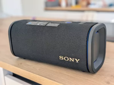 Sonyjev zvočnik ult field 5