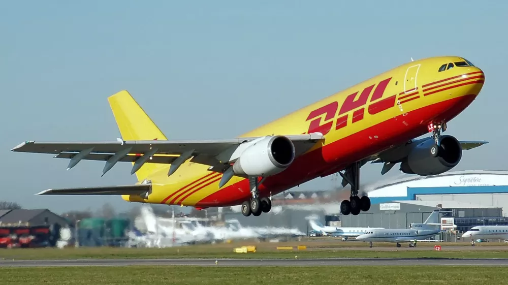 kuriska letalska po&scaron;ta DHL
