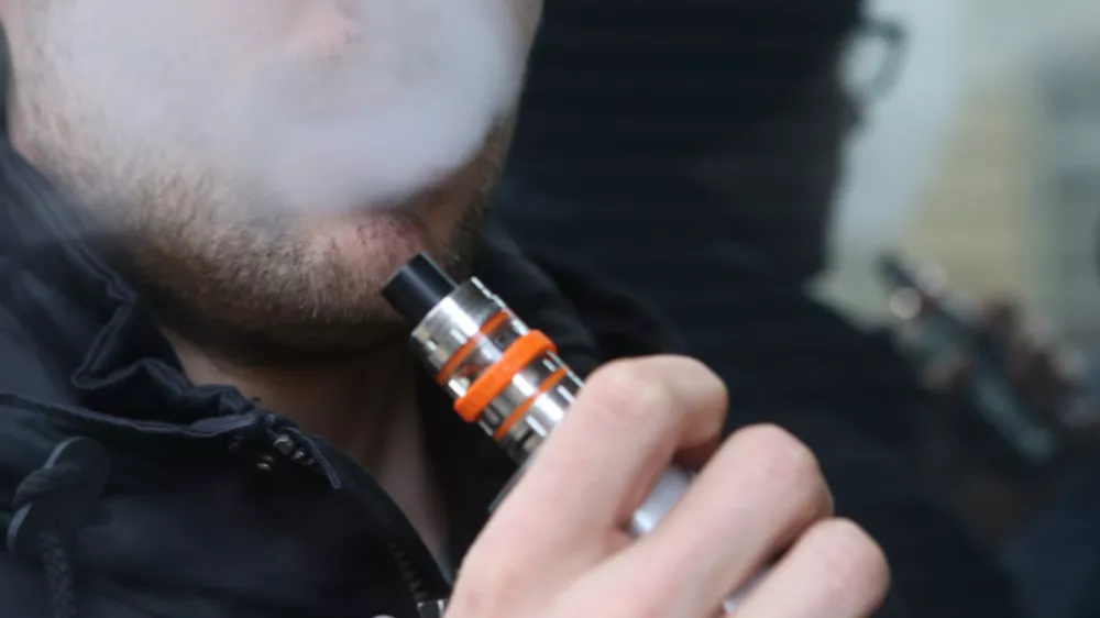 - elektronski cigaret - //FOTO: Tomaž Skale