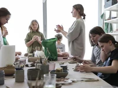 Programi vsebujejo različne ustvarjalne in &scaron;portne aktivnosti. Foto: Jaka Gasar&nbsp;