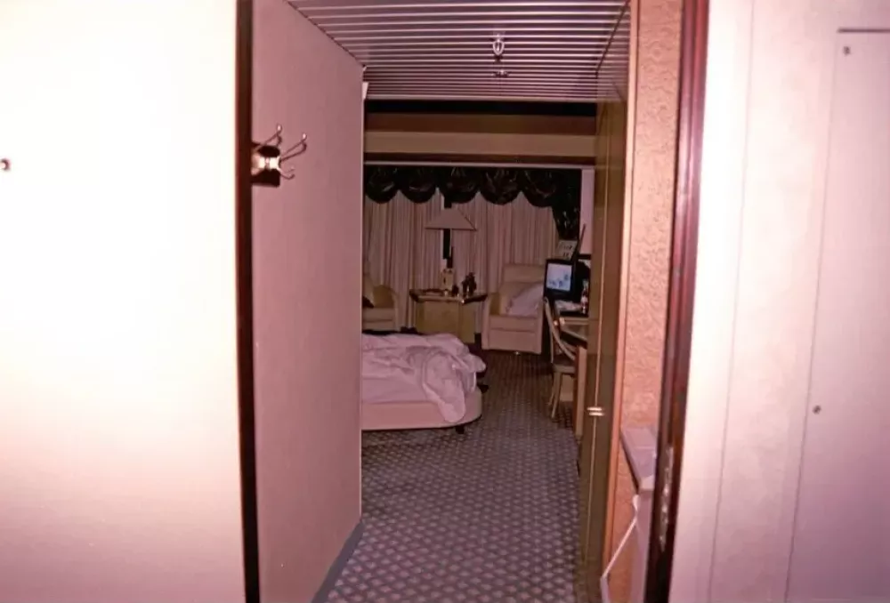 Prizor sobe, v kateri so jo na&scaron;li. / Foto: Norve&scaron;ka Policija/dokumentacija