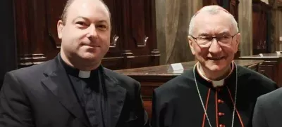 Luka Rajf in vatikanski državni tajnik Pietro Parolino, ki je eden glavnih favoritov za novega papeža. Foto: Veronika Rupnik Ženko