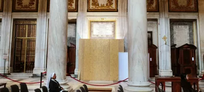 A nun prays near the site for the tomb of Pope Francis, inside the Papal Basilica of Saint Mary Major (Santa Maria Maggiore), a day before his funeral, in Rome, Italy, April 25, 2025. REUTERS/Kai Pfaffenbach