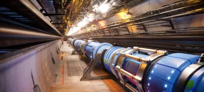 Svica.Graficni prikaz novega kroznega trkalnika.Evropska organizacija za jedrske raziskave (Cern) je objavila studijo o izvedljivosti morebitnega bodocega kroznega trkalnika z obsegom okoli 91 kilometrov. Ta bi lahko po letu 2040 nasledil veliki hadronski trkalnik, ki ima obseg 27 kilometrov in je trenutno vodilni instrument Cerna. Dokument bo v prihodnje obravnaval svet Cerna.Foto: CERN