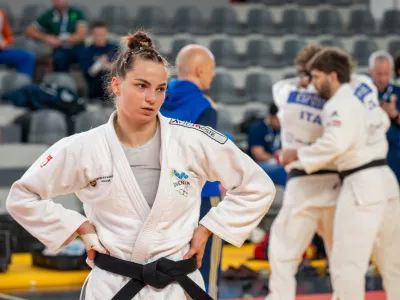 Crna Gora, Podgorica.Evropsko prvenstvo v judu v Podgorici. Dvoboj v kategoriji do 63 kg med Slovenko Kajo Kajzer in Avstrijko Lubjano Piovesano.Slovenska judoistka Kaja Kajzer.Foto: Judo zveza Slovenije