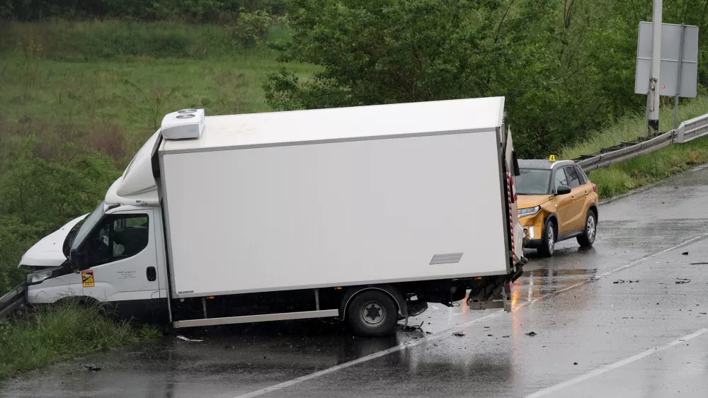 25.04.2025., Zagreb - U prometnoj nesreći koja se jutros dogodila na zagrebačkoj obilaznici (A3) poginulo je dvoje ljudi, dok je treća osoba ozlijeđena. Photo: Matija Habljak/PIXSELL