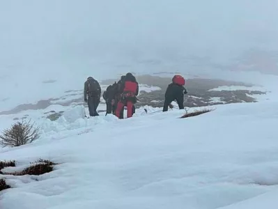 Neopremljene in neizku&scaron;ene planince so tokrat re&scaron;evali z Vrtače. 