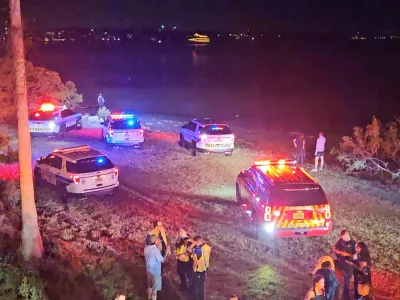 Emergency service members and police officers gather at the scene following a ferry crash, in Clearwater, Florida, U.S., April 27, 2025 in this screen grab obtained from a social media video. Javier Vazquez/via REUTERS THIS IMAGE HAS BEEN SUPPLIED BY A THIRD PARTY. MANDATORY CREDIT. NO RESALES. NO ARCHIVES.