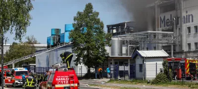 - 12.05.2022 – Kočevje – požar - eksplozija v kemični tovarni Melamin - razneslo kotel v proizvodnji - poškodovanih več kot dvajset oseb, dve osebi huje opečeni //FOTO: Bojan Velikonja