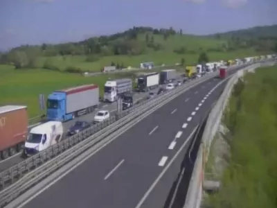 zastoj na primorski avtocesti