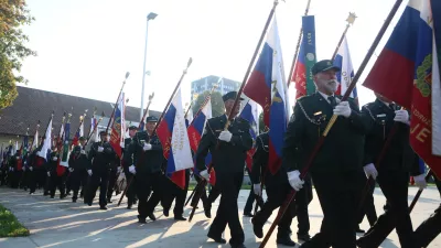 Leta 2023 je po podatkih ZPIZ država izplačala dodatek k pokojninam 3847 vojnim veteranom Teritorialne obrambe RS oziroma njihovim dedičem v skupni vi&scaron;ini 1,8 milijona evrov. Fotografija je simbolična. Foto: Luka Cjuha