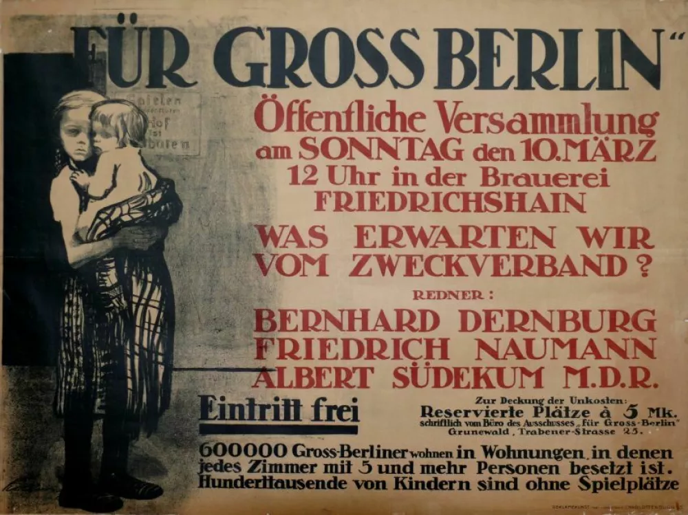 svetlolasa deklica s prevelikimi copati, ki je v naročju držala žalostnega otročka v beli srajčici, najbrž sestrico, zavito v debelo deko, ki je z lički pritiskala na njen obraz. Za njima na stopni&scaron;ču črna stanovanjska vrata in napis, ki je v začetku 20. stoletja kraljeval na malodane vseh berlinskih stopni&scaron;čih. V hi&scaron;ah in okoli njih je bilo igranje otrok prepovedano. 