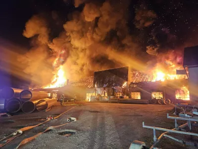 Ogenj, ki je izbruhnil okoli 23. ure, je zdaj poga&scaron;en. Zdaj so na vrsti preiskovalci, ki bodo ugotovili, zakaj je zagorelo.