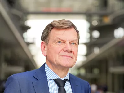 FILED - 09 April 2025, Berlin: Member of the German Bundestag Johann Wadephul of the Conservative Christian Democratic Union (CDU) stands on the sidelines of a press conference of the CDU/ Christian Social Union in Bavaria (CSU) and Social Democratic Party of Germany (SPD) party chairmen to present the coalition agreement in the Paul Loebe House. Johann Wadephul is set to become Germany's new foreign minister, German media reported on Sunday. Photo: Michael Kappeler/dpa
