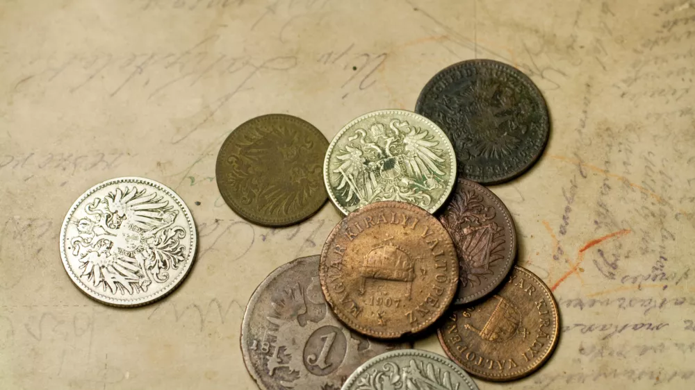 Stari avstrijski in ogrski kovanci. Slika je simbolična. / Foto: Istock